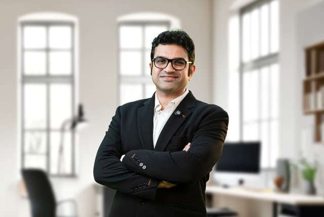 Dr. Devanshu J Patel